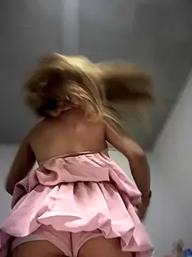 Nicoleevien – webcam model profile photo Image 5