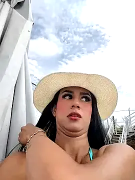 Teri_lella – webcam model profile photo Image 6