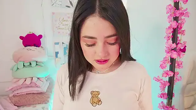 XEye_CandyX – webcam model profile photo Image 14