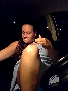 YoungSquad – webcam model profile photo Image 17