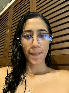 seraphine23 – webcam model profile photo Image 19