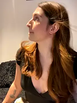 naomigomezz – webcam model profile photo Image 8