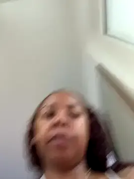 star_fucks – webcam model profile photo Image 17