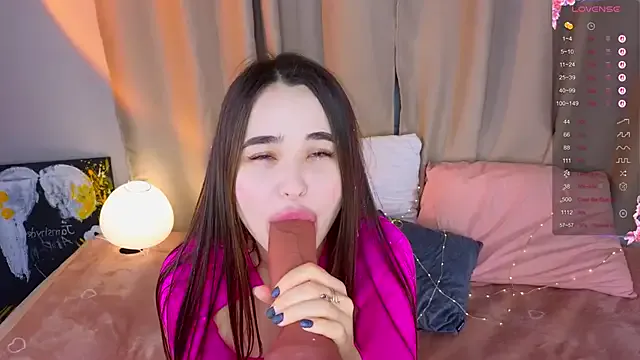 KateBleare – webcam model profile photo