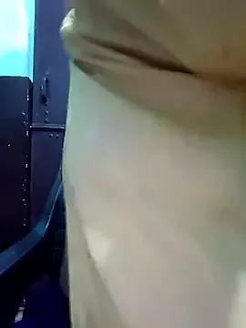 aus_queen – webcam model profile photo Image 7