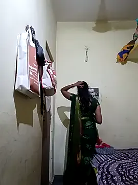 JayJayPink – webcam model profile photo Image 11