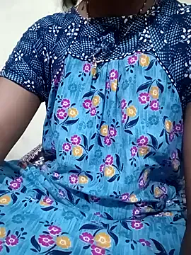 JayJayPink – webcam model profile photo Image 12