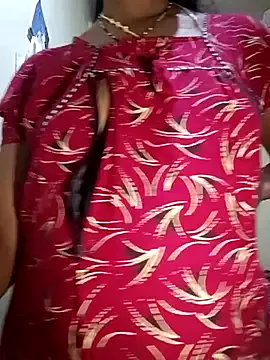 JayJayPink – webcam model profile photo Image 4