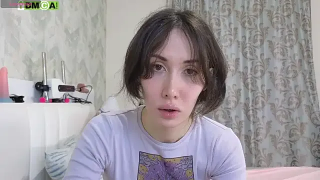 Men-esthe-Live profile photo Image 16