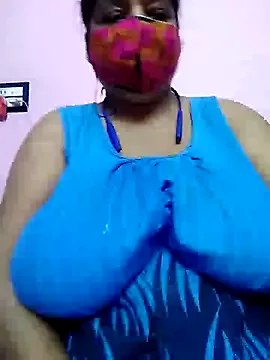 RomanticCouple432 – webcam model profile photo Image 8