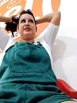 Isabella_Varella – webcam model profile photo Image 8