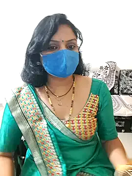 GennaJames – webcam model profile photo Image 18