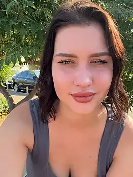 curvyflawless – webcam model profile photo Image 2