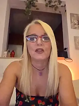 dasilva_elsa21 – webcam model profile photo Image 4