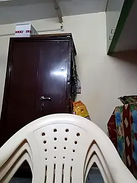 WifyHubby_38 – webcam model profile photo Image 3