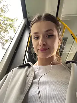 lulu5211 – webcam model profile photo Image 11