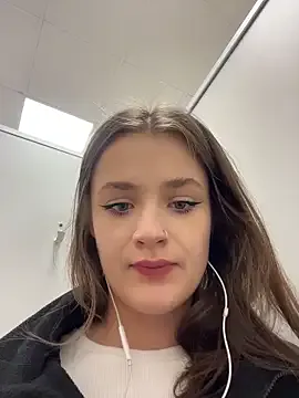 lulu5211 – webcam model profile photo Image 17