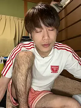 YumiLux – webcam model profile photo Image 5