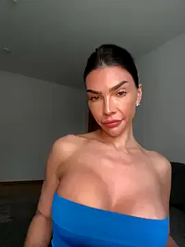 Its-Simran – webcam model profile photo Image 7