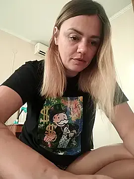 curvyflawless – webcam model profile photo Image 17