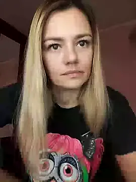 curvyflawless – webcam model profile photo Image 5