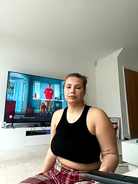 FruityXo – webcam model profile photo Image 10