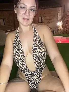 Neha18 – webcam model profile photo Image 6