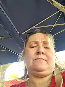 allyson22andy – webcam model profile photo Image 2