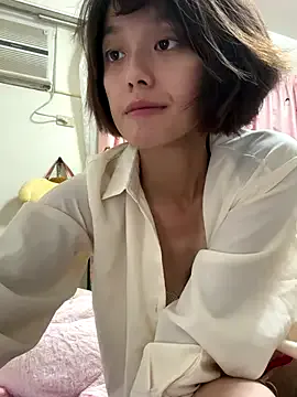 Aurora_-77 – webcam model profile photo Image 12