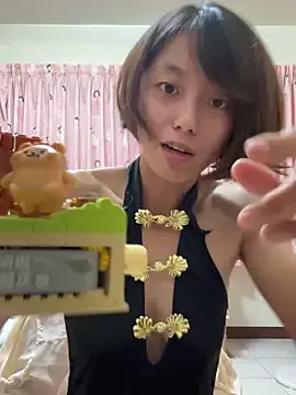 Aurora_-77 – webcam model profile photo Image 17