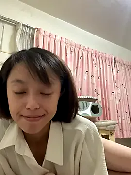 Aurora_-77 – webcam model profile photo Image 4