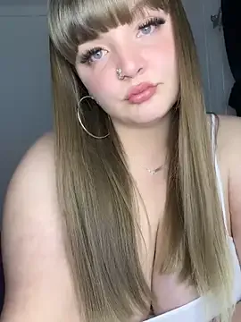 Sandhya_77 – webcam model profile photo Image 14