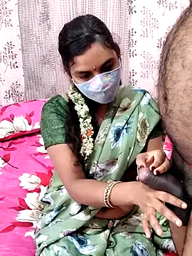 Mia_sweet80 – webcam model profile photo Image 12