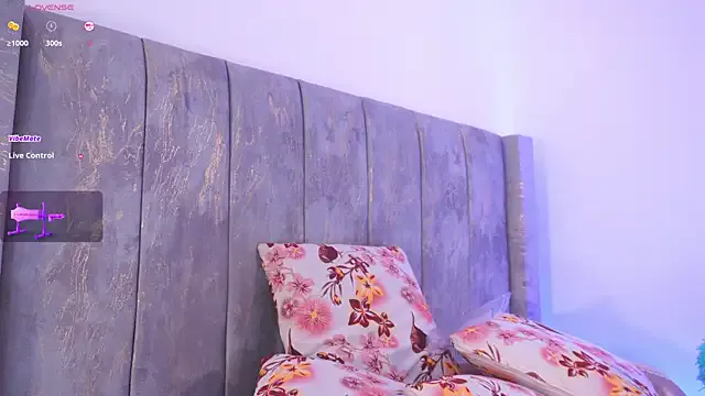 Jess_Lui – webcam model profile photo Image 2