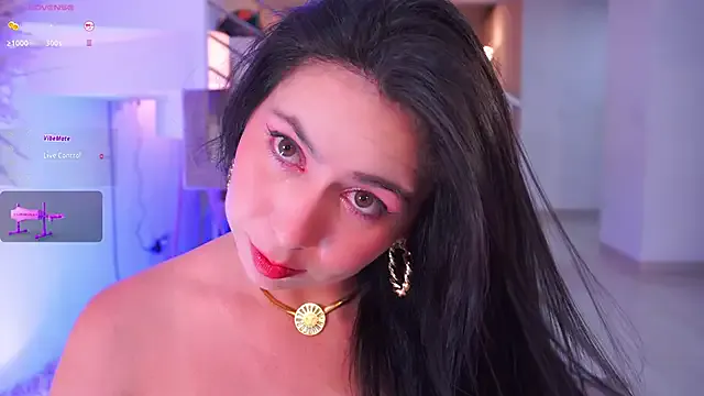 Jess_Lui – webcam model profile photo Image 3