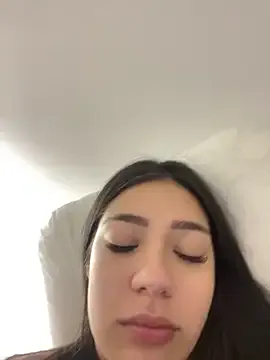 miamellycious – webcam model profile photo Image 13