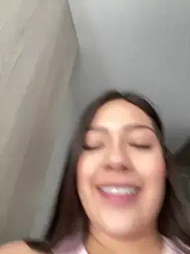 miamellycious – webcam model profile photo Image 7