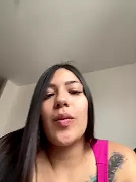 miamellycious – webcam model profile photo Image 8