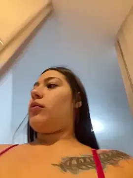 miamellycious – webcam model profile photo Image 9