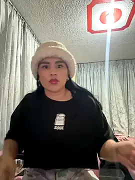 sigmasian – webcam model profile photo Image 11