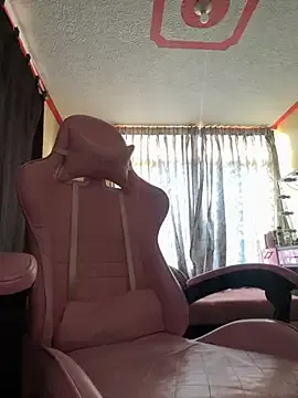 sigmasian – webcam model profile photo Image 4