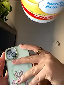 SoniaScott – webcam model profile photo Image 9