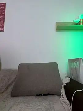 Nicoleevien – webcam model profile photo Image 15