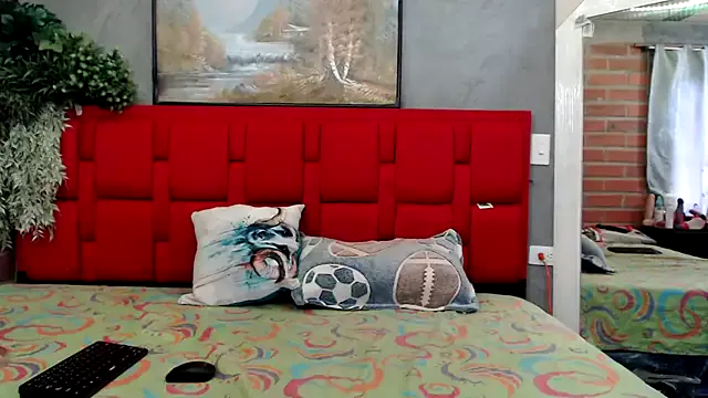 nide_xiaogou – webcam model profile photo Image 2