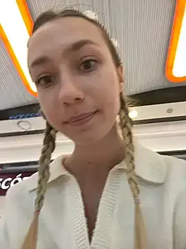 BlaizeyBBy – webcam model profile photo Image 15