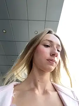 BlaizeyBBy – webcam model profile photo Image 18