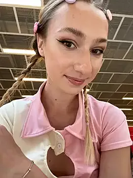 BlaizeyBBy – webcam model profile photo Image 7