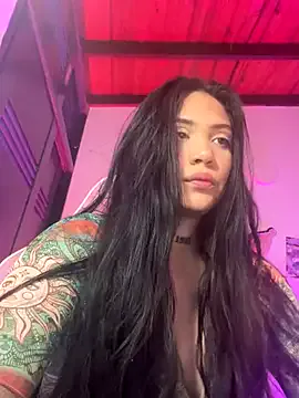 RuslanaXX – webcam model profile photo Image 2