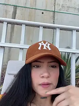 RuslanaXX – webcam model profile photo Image 4