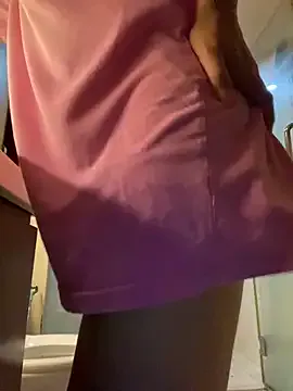 oficialaura – webcam model profile photo Image 2